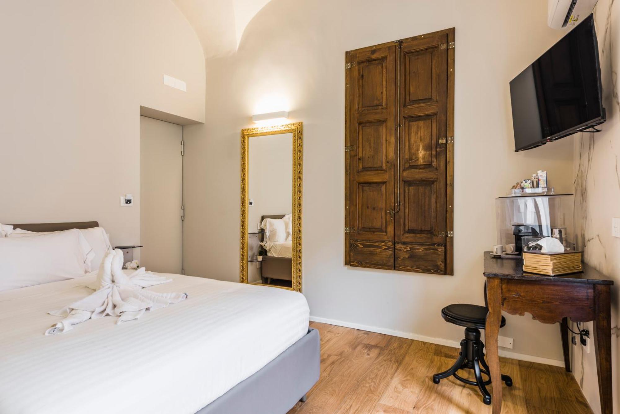 Rg9 Room Catania Bagian luar foto