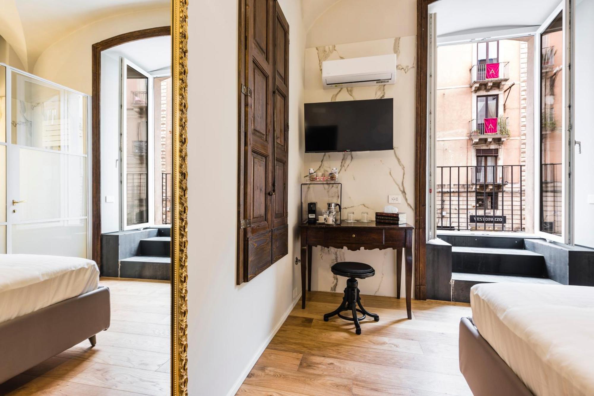Rg9 Room Catania Bagian luar foto